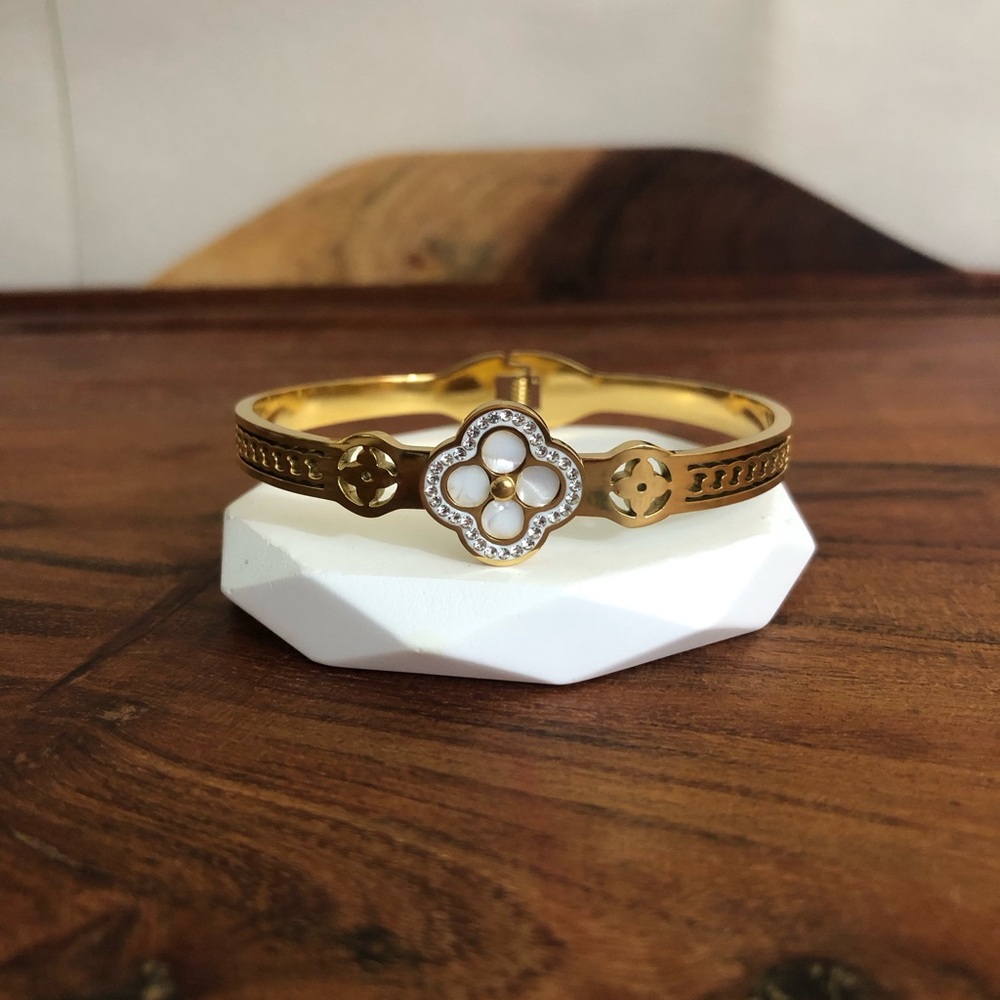 Gold Plated White Clover Stainless Steel Bracelet Rhinestone Four Petal Flower